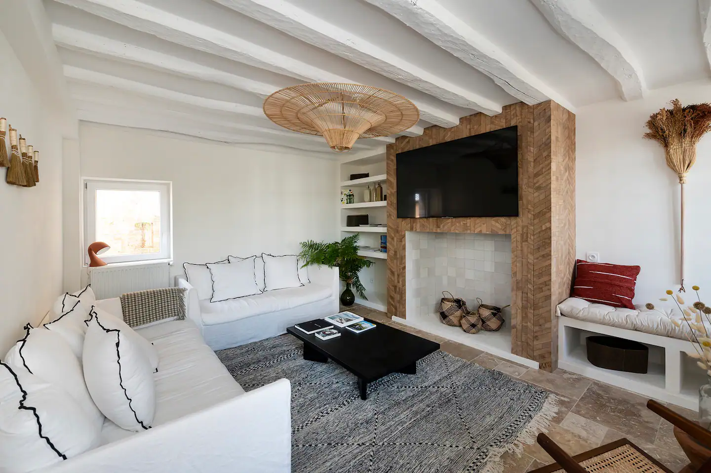 Wabi-Sabi Interiors: Choosing Imperfect Wood That Ages Well