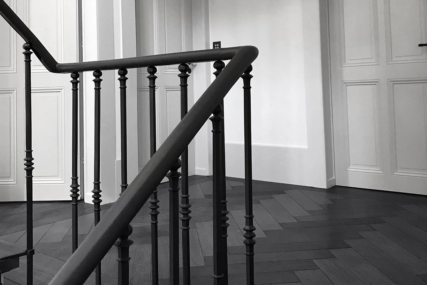 The History of Parquet Flooring: From Versailles to Today