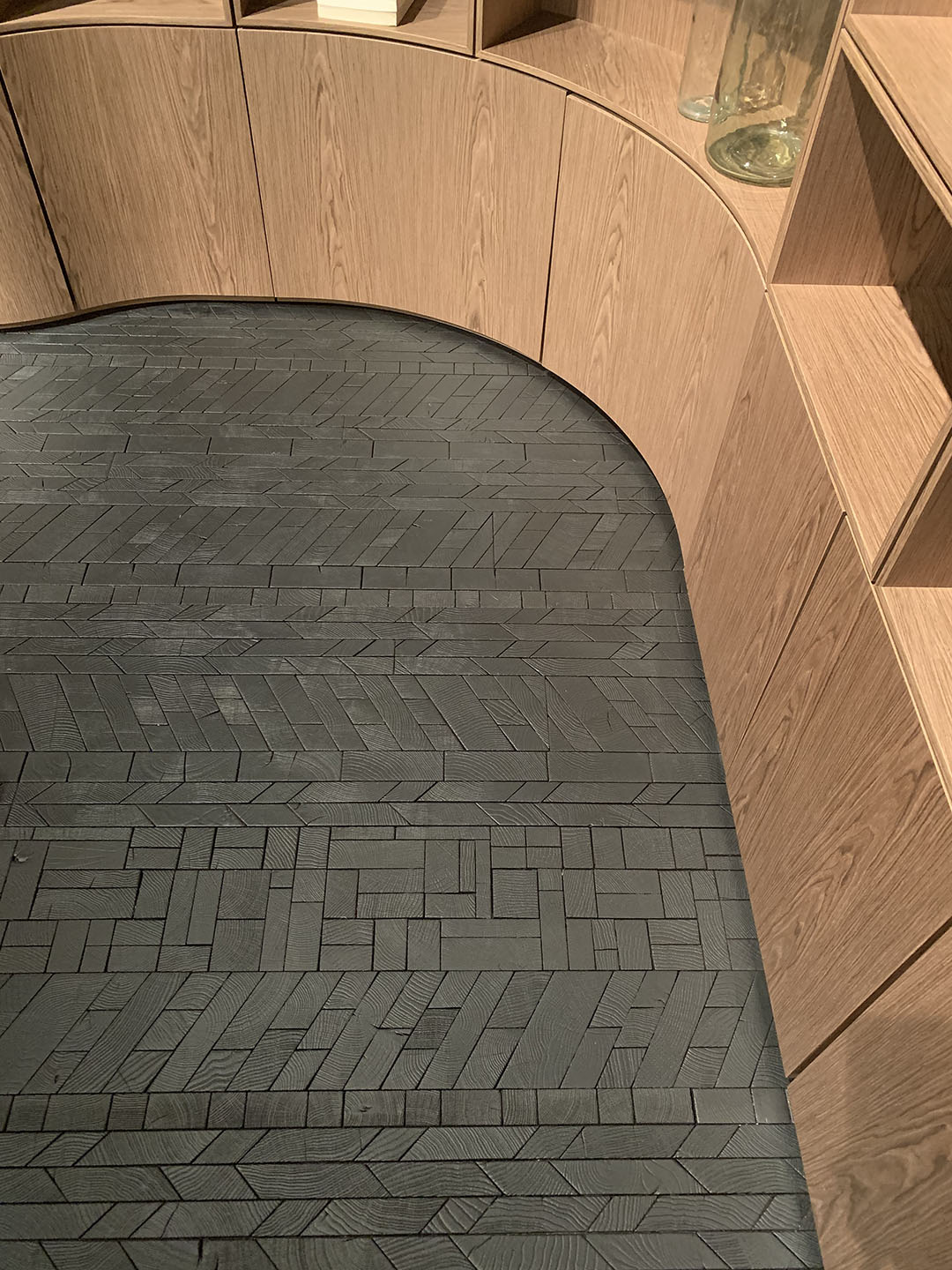 Salone del Mobile - Roche Bobois x Raphael Navot | Oscar Ono